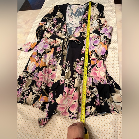 Spell and the Gypsy Blue skies short wrap dress - Picture 7 of 11